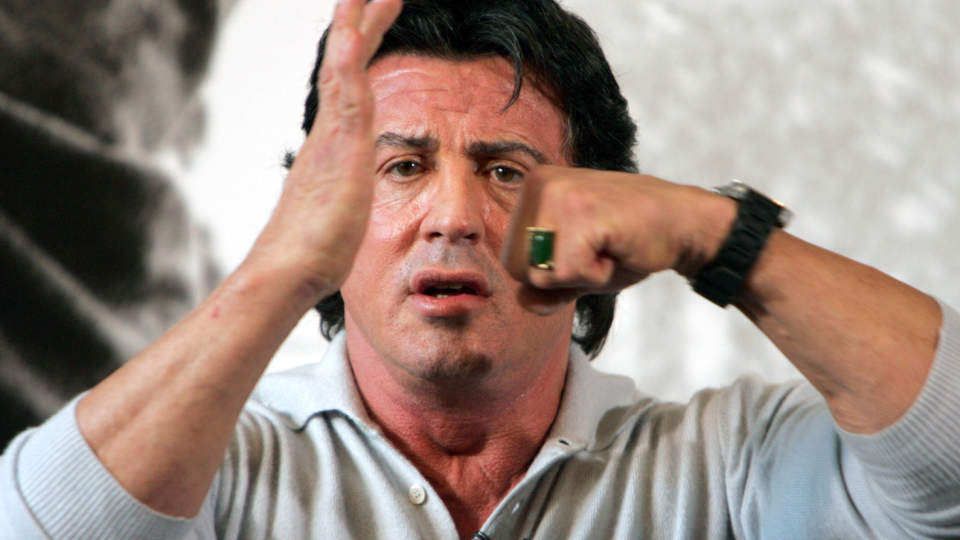 MUSKELMENN: Sylvester Stallone har samlet en hel rekke kjente muskelmenn til sin nye film �The Expendables�.