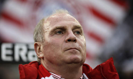 LER AV MILAN: Bayern-sjef Uli Hoeness mener Milan har blitt som et filminnspillingssett etter Beckhams inntreden.    Foto: SCANPIX/AFP/FRIEDEMANN VOGEL