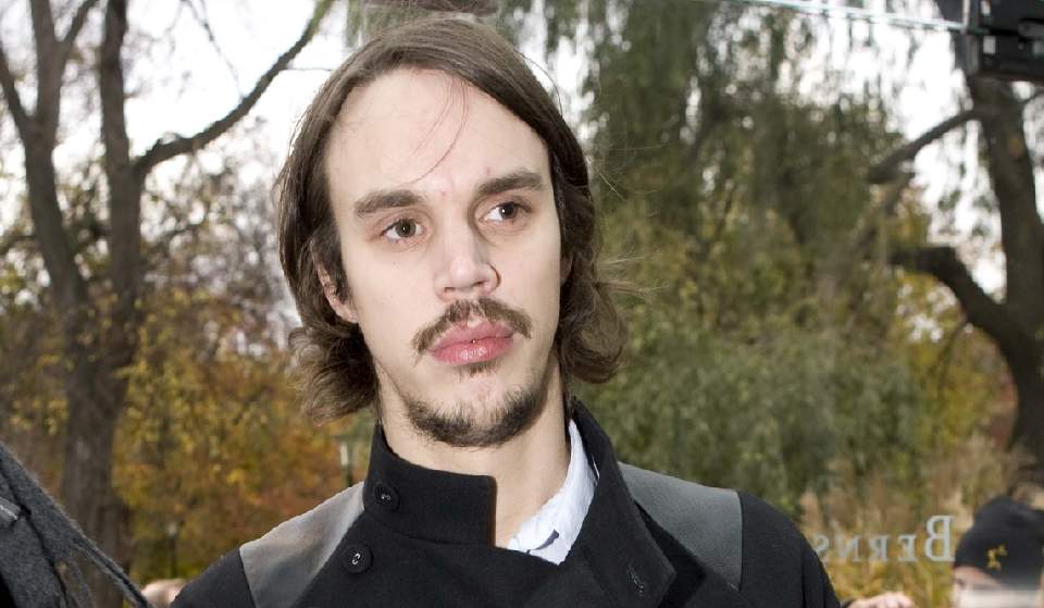 RASER: Den svenske artisten Andreas Kleerup stormet ut av den svenske Grammis-utdelinga, etter at politiet utf�rte narkotest. - Hva tror du musikkbransjen er bygd opp av? Pastinakker?, sier Kleerup Foto: STELLA PICTURES