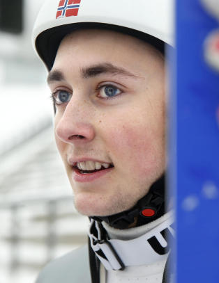 Jarl Magnus Riiber (18) best i Kollen