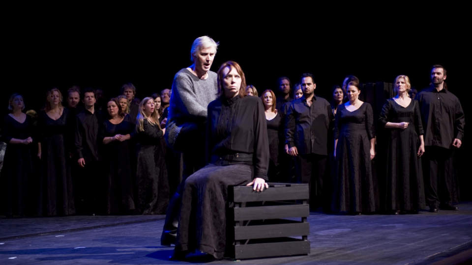 FIKK D�RLIG KRITIKK: Anmeldelsen av �Thora p� Rimol� f�rte til at operaen vil nekte NRK � gj�re sine egne lydopptak. FOTO: DEN NORSKE OPERA & BALLETT
