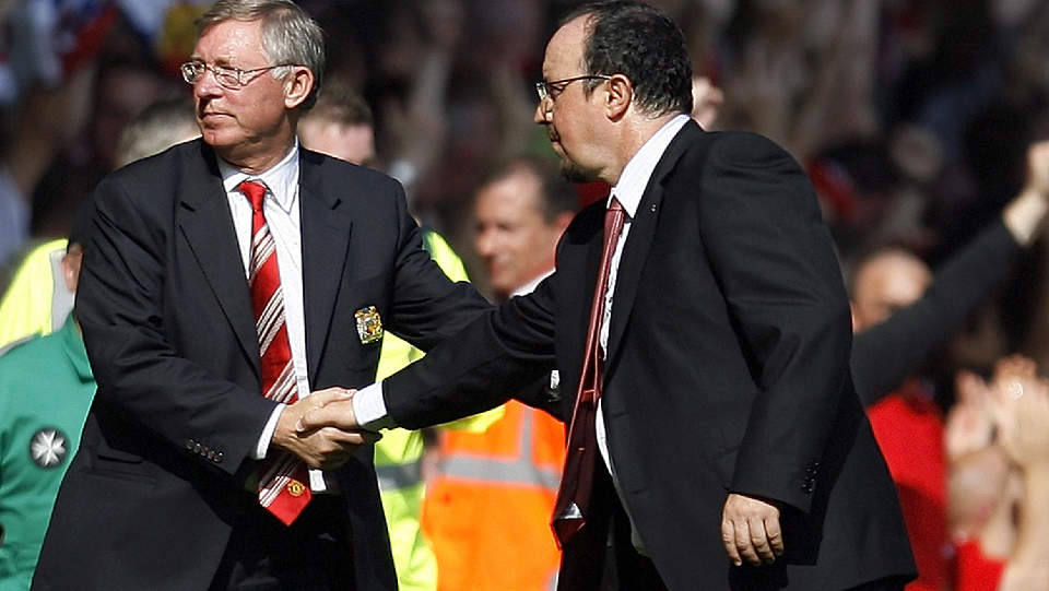 TIL ANGREP: Liverpool-manager Rafael Benitez (t.h.) var ikke n�dig i omtalen av United-kollega Alex Ferguson under dagens pressekonferanse. Foto: Paul Thomas, AP/Scanpix