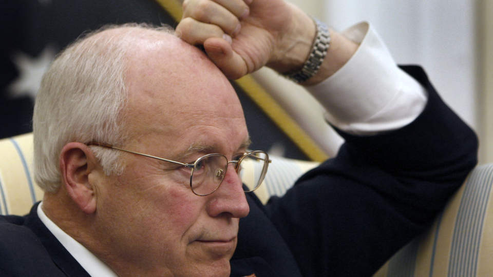 CHENEY UT MOT POWELL: - Powell er bare nok en liberaler. Han burde slutte ringen � bli demokrat, sa tidligere visepresident Dick Cheney i et intervju med CBS. (AP Photo/Ron Edmonds)