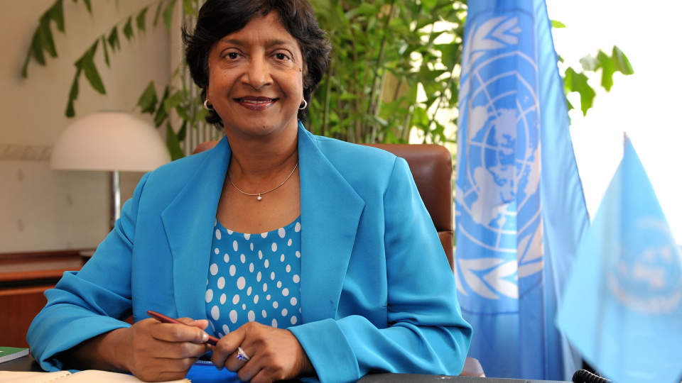 REAGERER: Israelske styrker kan ha beg�tt krigsforbrytelser i forbindelse med at et hus med sivile palestinere ble beskutt og rundt 30 drept, if�lge FNs h�ykommiss�r for menneskerettigheter, Navi Pillay. Foto: FABRICE COFFRINI/SCANPIX