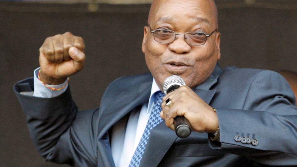 VANT VALGET: Men Jacob Zuma fikk ikke to tredels flertall. Foto: EPA/Kim Ludbrook/Scanpix