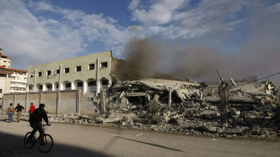 RUINER: �deleggelsene p� Gaza har passert ti milliarder kroner. Foto: AFP/MAHMUD HAMS