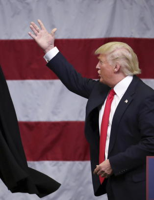 Trump m� kjempe mot alfabetet i delstaten hvor valget er s� vanskelig at �ikke engang Einstein� ville skj�nt det