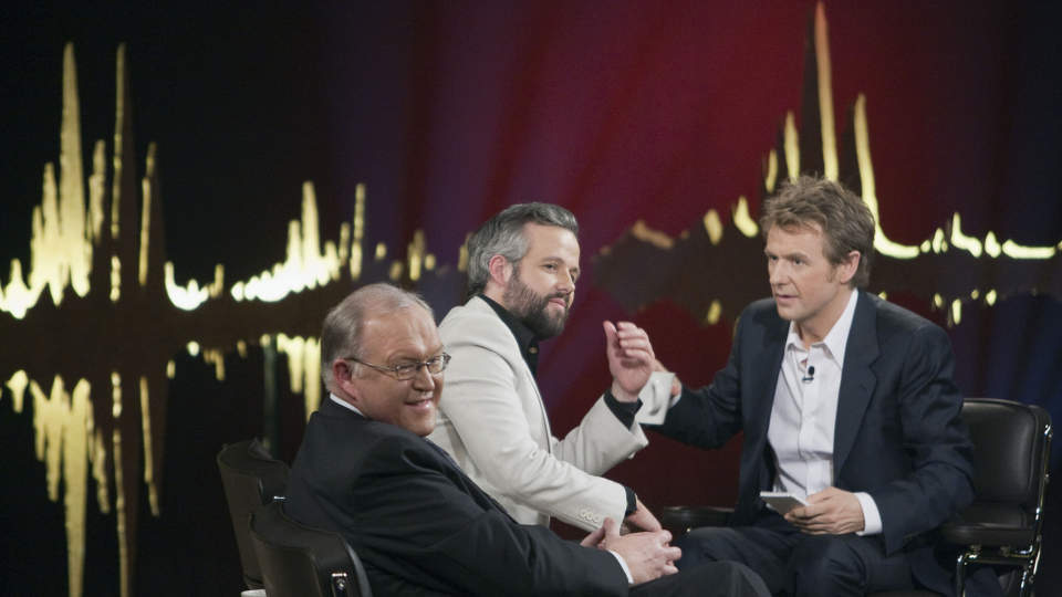KOMMER P� TV I KVELD I g�r kveld spilte Fredrik Skavlan inn sin f�rste episode av sitt nye talkshow p� svensk tv. Ari Behn og eks-statsminister G�ran Persson var f�rste gjester ut.