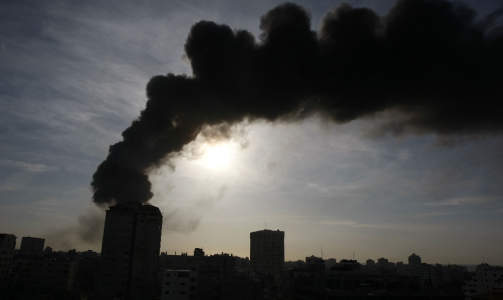 BLE BOMBET: Torsdag ble FNs varelager p� Gaza truffet av en israelsk rakett. Foto: Scanpix