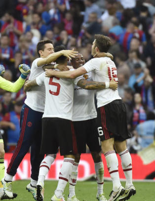 Rooney rørt etter FA-cupseieren: - Et spesielt øyeblikk. Mange har hatt det tøft