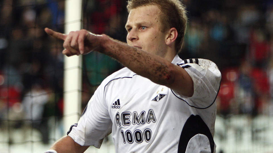 F�R IKKE DRA TIL BESIKTAS: Men sportslig leder Erik Hoftun er sikker p� at Sapara f�r muligheten igjen snart, og sier at RBK da ikke vil legge hindringer i veien. 
Foto Gorm Kallestad / SCANPIX