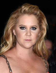Amy Schumer med klar tale til kroppskritikerne: - Dere er maktesløse og alene