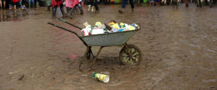 B�telagt etter at 100 000 liter festivalkloakk lakk ut i elva: - Menneskeavfall er veldig forurensende