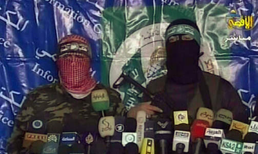 FYLLER OPP: Den militante fl�yen av Hamas holdt i dag morges en pressekonferanse der de kunngjorde at bare 48 av deres krigere var drept i den israelske offensiven. Israelerne hevder p� sin side at de har drept over 500 Hamas-krigere. Foto: AFP/HO/AL-AQSA TV