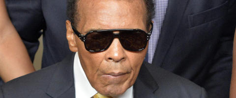 Muhammad Ali er lagt inn p� sykehus