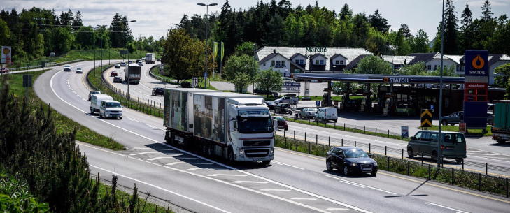 - Dette er ikke et forslag om å forby eller stoppe salg av bensin- og dieselbiler