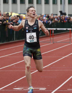 OL-h�pet (20) stormet inn til ny norsk rekord