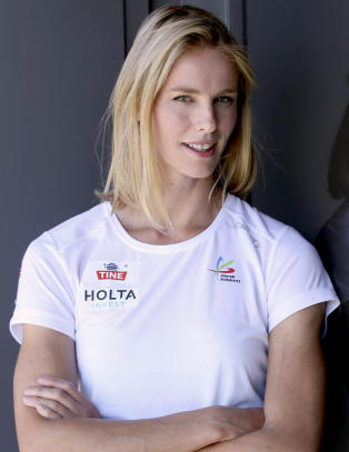 Jager EM-billett med feil bein