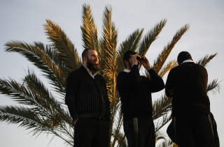 MOTSETTER SEG STATEN ISRAEL: Hos ultraortodokse grupperinger f�r de bibeltro kristne ingen st�tte. De ultrakonservative motsetter seg opprettelsen av staten Israel, og venter p� at messias skal gripe inn. Foto: AP/Anja Niedringhaus