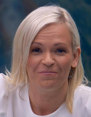 NRKs Carina Olset med språkglipp under EM-sending: - Faen!