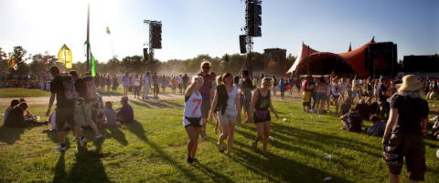 Roskilde-festivalen arrangerer fl�rtekurs mot seksuell trakassering