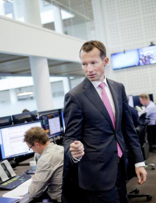 Nedringt av bekymrede kunder