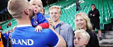 - Mine tre sønner er de tre største talentene på Island