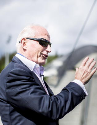 Sminkemareritt for Christian Ringnes