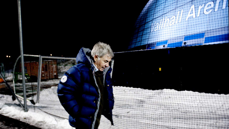 GIKK TIDLIG: Egil �Drillo� Olsen forlot Valle Hovin i pausen da V�lerenga byttet ut ni spillere i treningskampen mot Skeid.Foto: John T. Pedersen/Dagbladet
