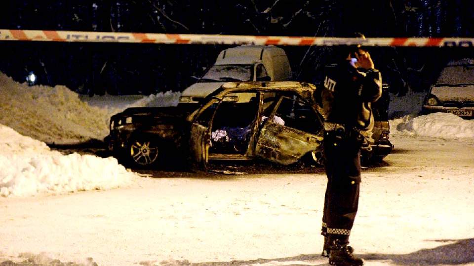 DREPT: Mohammed Javed (28) ble funnet d�d i denne bilen. Hans 29 �r gamle kamerat overlevde og klarte � flykte. Foto: JOHN T. PEDERSEN