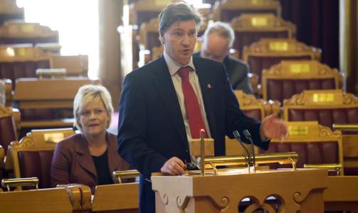 MENER ANDERSEN ER FEIG: - Andersen er feig. Han vet at det er noe som m� endres, men han t�r ikke, sier Frp-politikeren Christian Tybring-Gjedde til Dagbladet.no.
Foto:Terje Bendiksby / SCANPIX