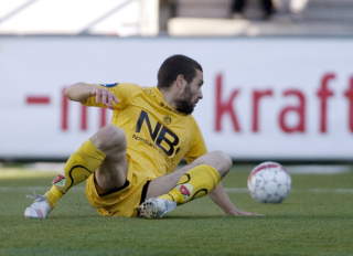 KJAPP BACK 2: Bod�/Glimts Mounir Hamoud er en spennende backtype p� h�yresida. 
Foto: Robin Stangeland, Scanpix