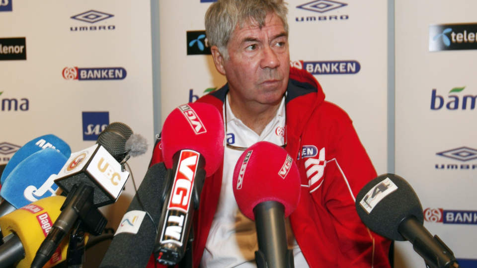 I SENTRUM IGJEN: Drillo gleder seg til � m�te Tyskland, et lag han aldri m�tte i sin forrige periode som landslagssjef. Foto: Morten Holm/Scanpix
