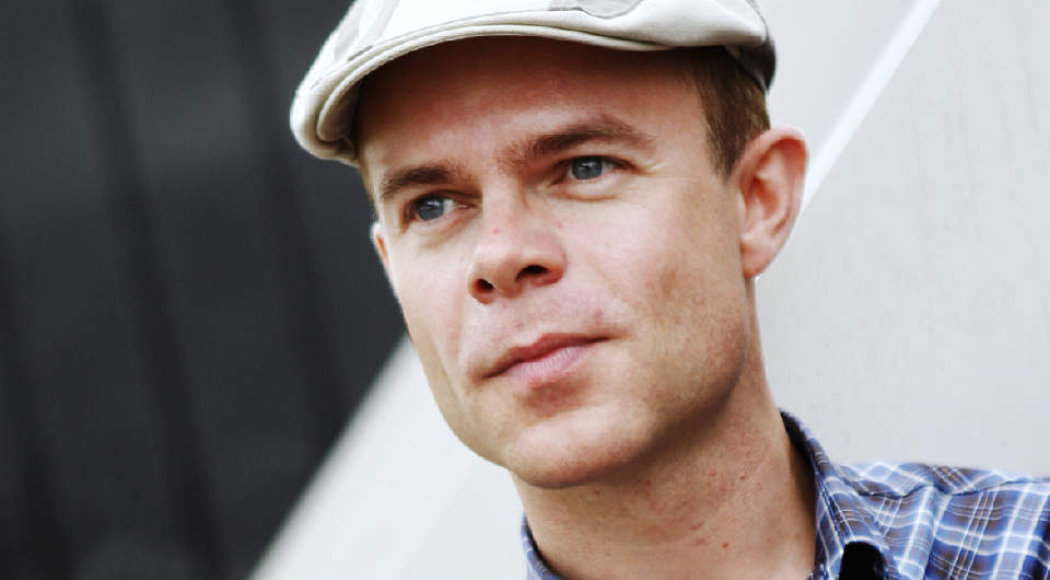 ST�TTER BEHN: Forfatter Tore Renberg mener Ari Behn endelig er seg selv. Men kritikken mot Erlend Loes forfatterskap er han ikke enig i.
Foto: Erlend Aas / SCANPIX