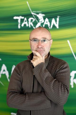 HYLLER SIN VENN: -Forferdelig trist at John har g�tt bort, sier Phil Collins.