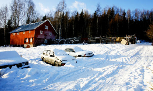 D�DENS G�RD: To personer ble funnet drept p� Vollheim g�rd i S�ndre Land i Oppland. Foto: Sara Johannessen/SCANPIX