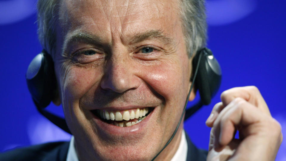 MED NY STRATEGI: Tony Blair vil ta radikale nye skritt i konflikten i Gaza. Her fotografert p� m�tet til World Economic Forum i Davos. Foto: Denis Balibouse/REUTERS/Scanpix