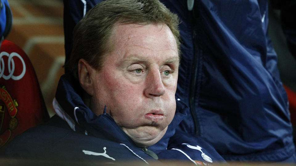 BL�SER UT MOT BENITEZ: Tottenham-manager Harry Redknapp stiller seg totalt uforst�ende til Rafa Benitez harme etter at Redknapp fl�rtet med Robbie Keane tidligere i uken.Foto: REUTERS/Phil Noble (BRITAIN)
