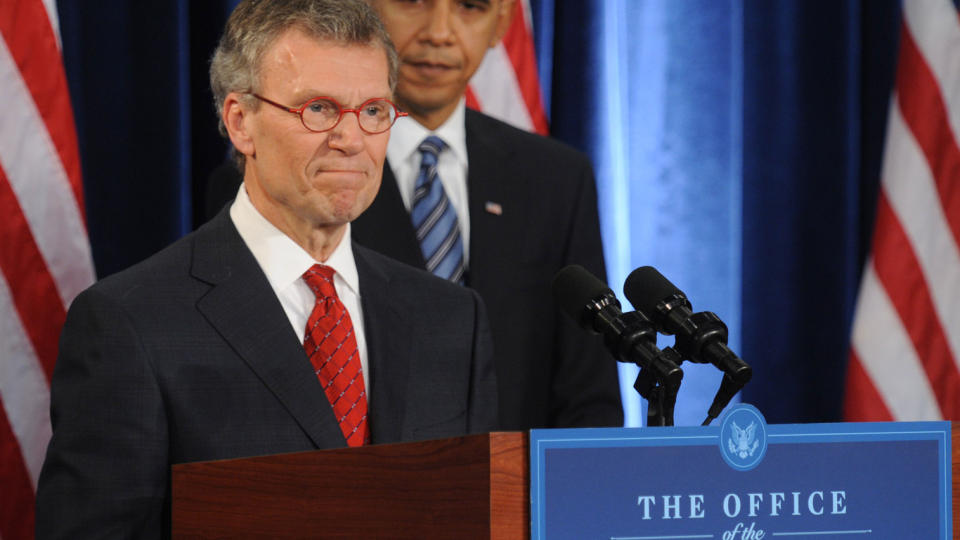 SKATTETR�BBEL: Tom Daschle, som er nominert som ny helseminister i Barack Obamas regjerering, blir trolig godkjent som minister selv om han lot v�re � betale over 128 000 dollar i skatt i tre �r. Foto: Nicholas KAMM/AFP/SCANPIX