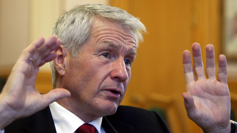 -PARADOKS:  Jagland mener det er et paradoks at Stoltenberg vil bruke partipisken i en sak som handler om ytringsfrihet. 
Foto: Knut Falch / SCANPIX