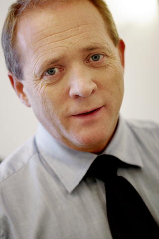  -IKKE S� ILLE:  Gitt den �konomiske situasjonen, mener John Lyng i Norsk Kabinforening. 
Foto: Jarl Fr. Erichsen / SCANPIX .