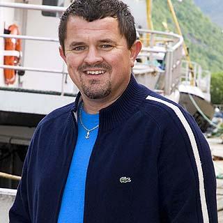 UENIG: Rolf Bj�rnar T�llefsen mener �Da damene dro� framstiller Hus�y p� en bra m�te. Foto: TV 2