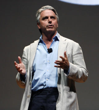 M� KUTTE: EA-sjef John Riccitiello. Foto:  REUTERS/Mario Anzuoni/SCANPIX