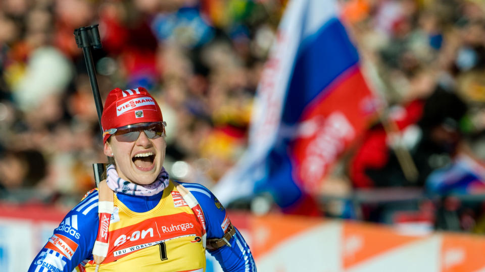 POSITIV A-PR�VE: Jekaterina Jurjeva skal if�lge NRK v�re en av de tre russiske skiskytterne som n� har avlagt positiv dopingpr�ve. Her fra seieren i Anterselva for en uke siden. Foto: SCANPIX/AFP/Vincenzo Pinto
