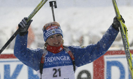 TESTET POSITIVT: Albina Akatova vant 15 kilometeren i Hochfilzen 18. desember. If�lge russiske kilder skal ogs� hun ha testet positivt. Foto: SCANPIX/REUTERS/Dominic Ebenbichler
