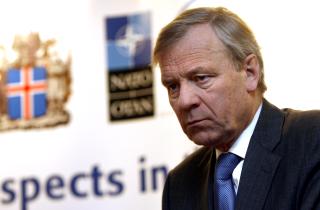 GIR SEG: Generalsekret�r Jaap de Hoop. Foto: AP