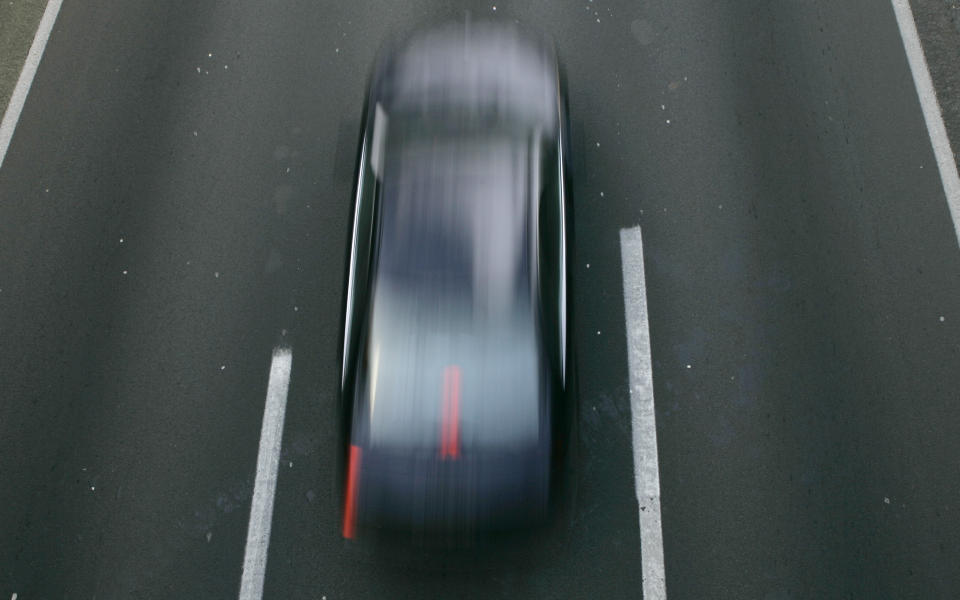 FARTSBOT SOM SVIR: De finske trafikkmyndighetene har tatt utgangspunkt i Jari B�rs likning fra 2007 for � fastsette boten. Illustrasjonsfoto: AP PHOTO/SCANPIX