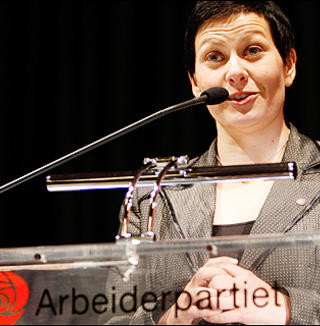 LEDER PROGRAMARBEIDET: Helga Pedersen (Ap).  Foto: Erlend Aas / SCANPIX