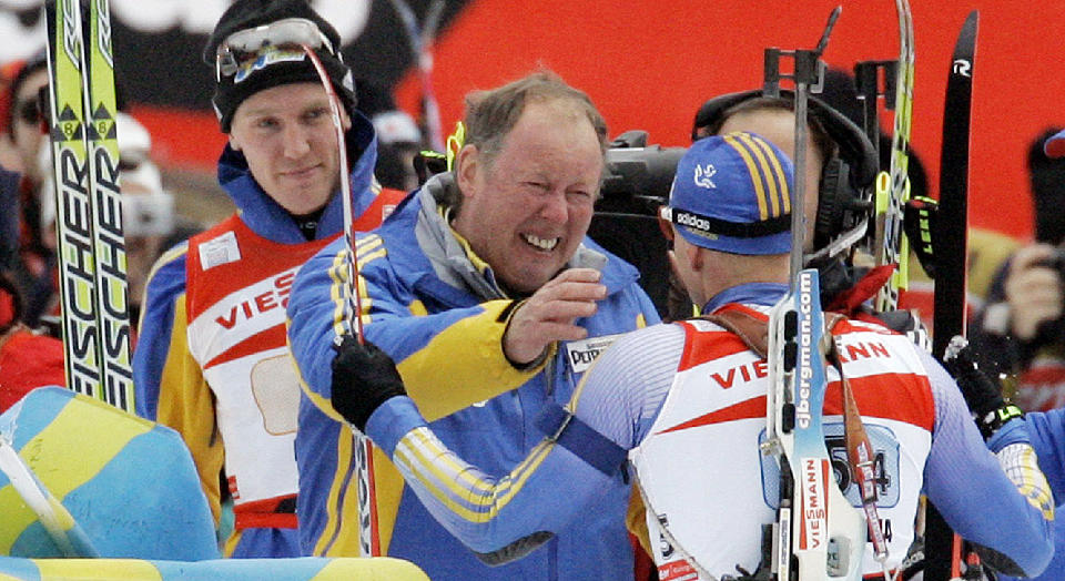 HARD MOT JUKSERNE: Sveriges landslagssjef Wolfgang Pichler mener hele det russiske laget b�r bli utestengt fra de neste mesterskapene dersom det viser seg at tre l�pere har dopet seg.  Foto: SCANPIX/AP/Jens Meyer