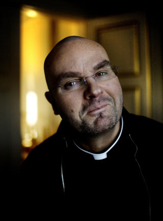 STERK I TROEN: Jo, men det viktigste er � bli sett og bekreftet, mener Einar Gelius. FOTO: AGNETE BRUN/DAGBLADET